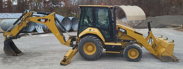 2018 Caterpillar 420F2