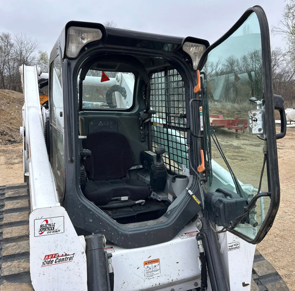 2020 Bobcat T870